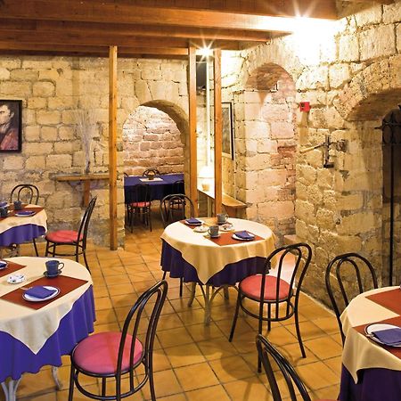 La Ferme Des Barmonts Aparthotel Вилжуиф Ресторант снимка